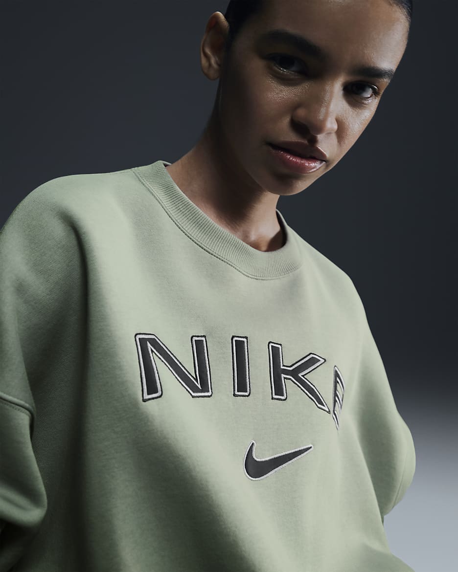 Nike Sportswear Phoenix Fleece Women's Over-Oversized Crew-Neck Logo  Sweatshirt